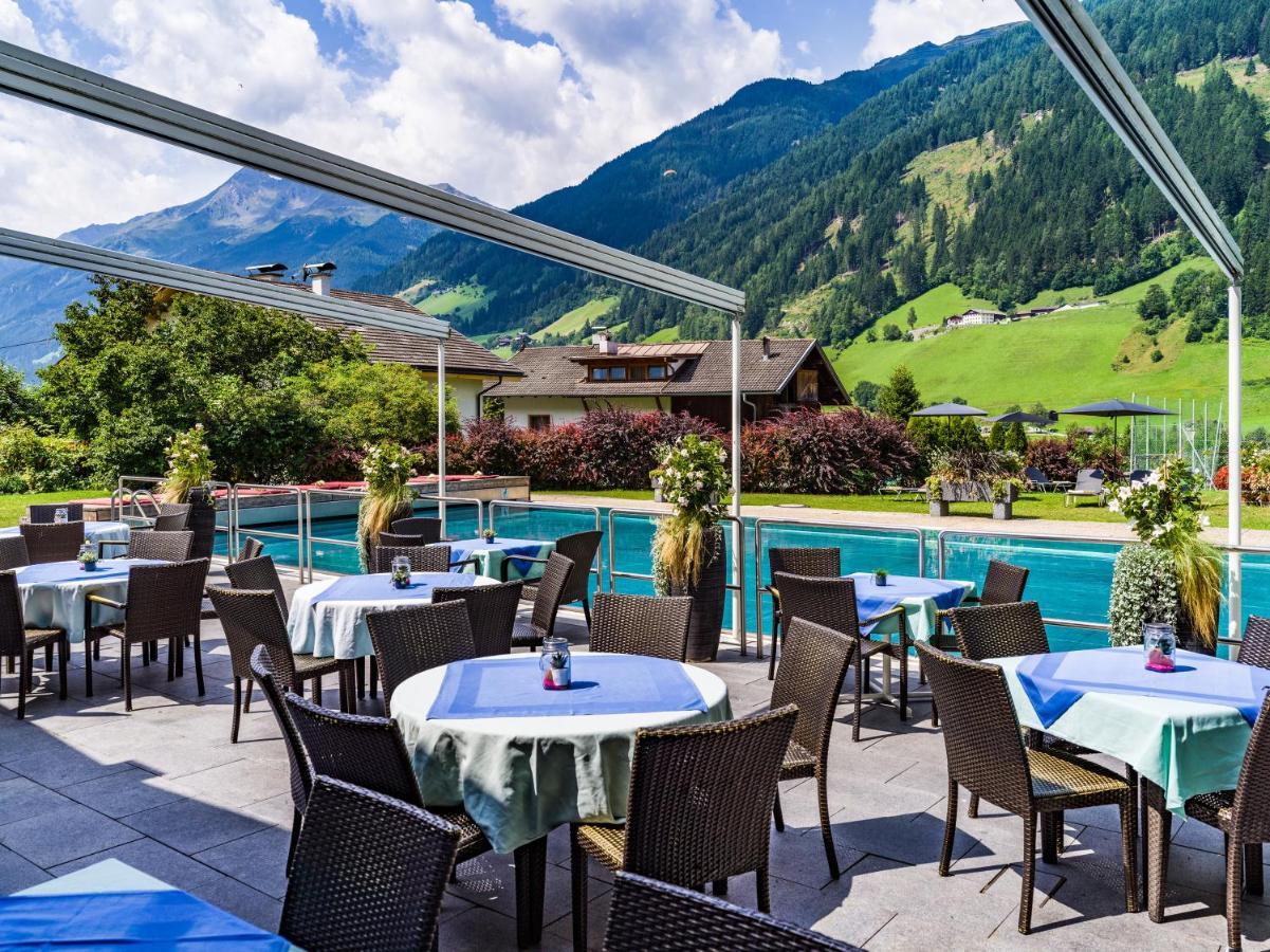 Happy Stubai Hotel 4*